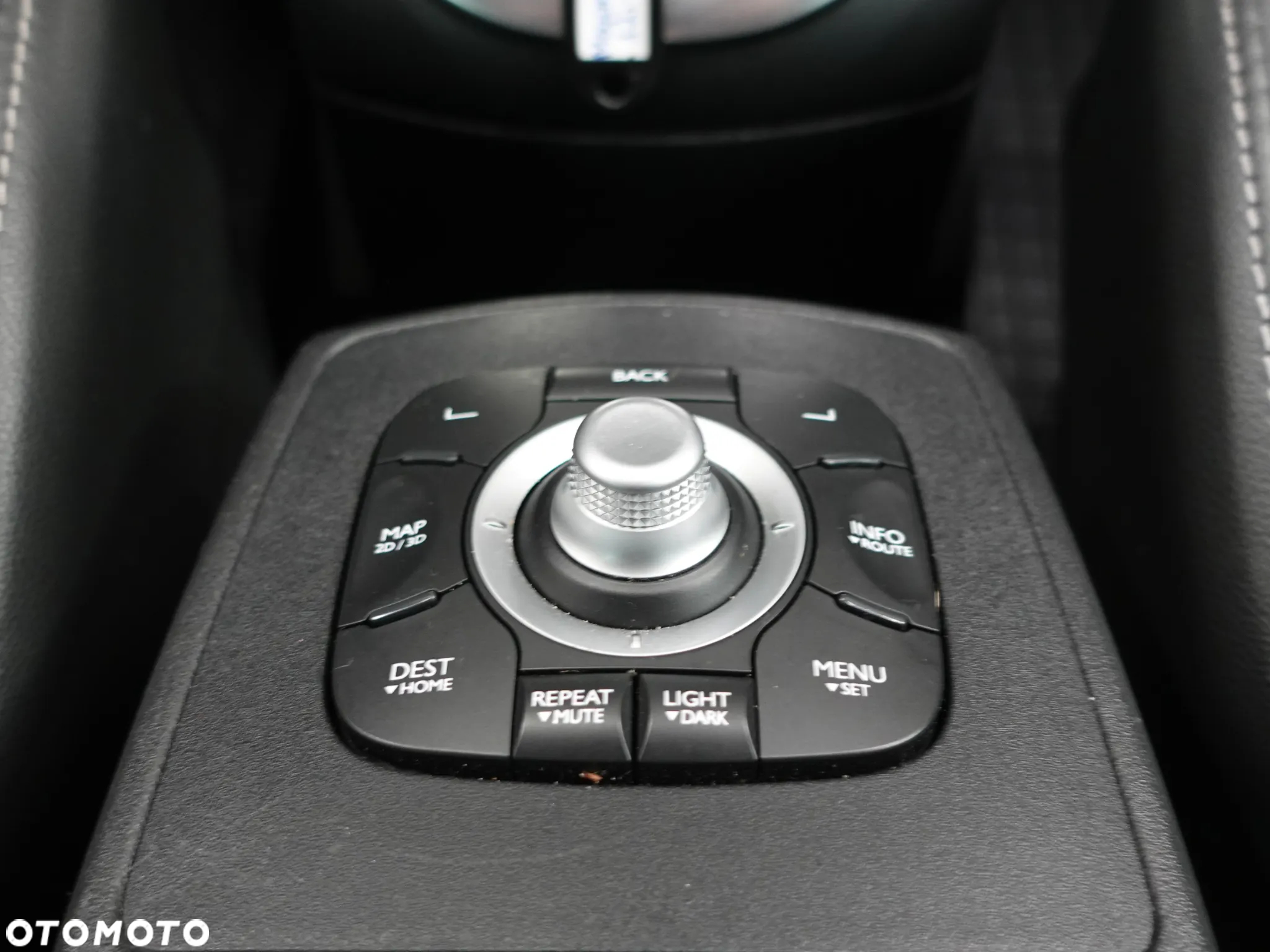 Renault Scenic ENERGY TCe 115 Bose Edition - 38