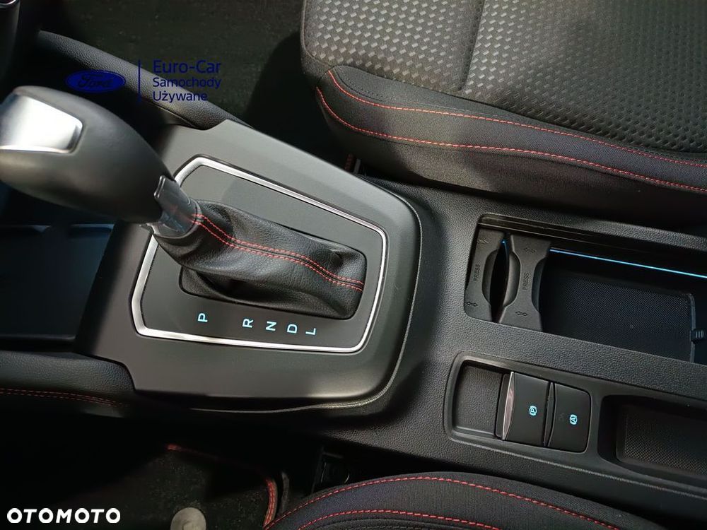 Ford Focus 1.0 EcoBoost mHEV ST-Line X - 24