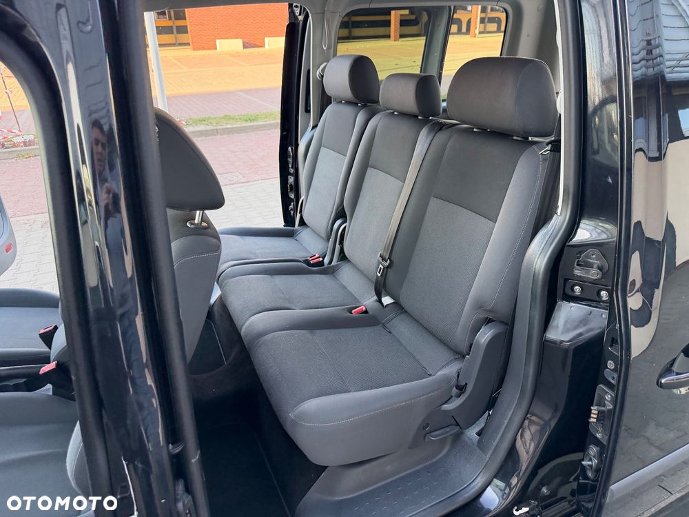 Volkswagen Caddy Maxi Highline - 28