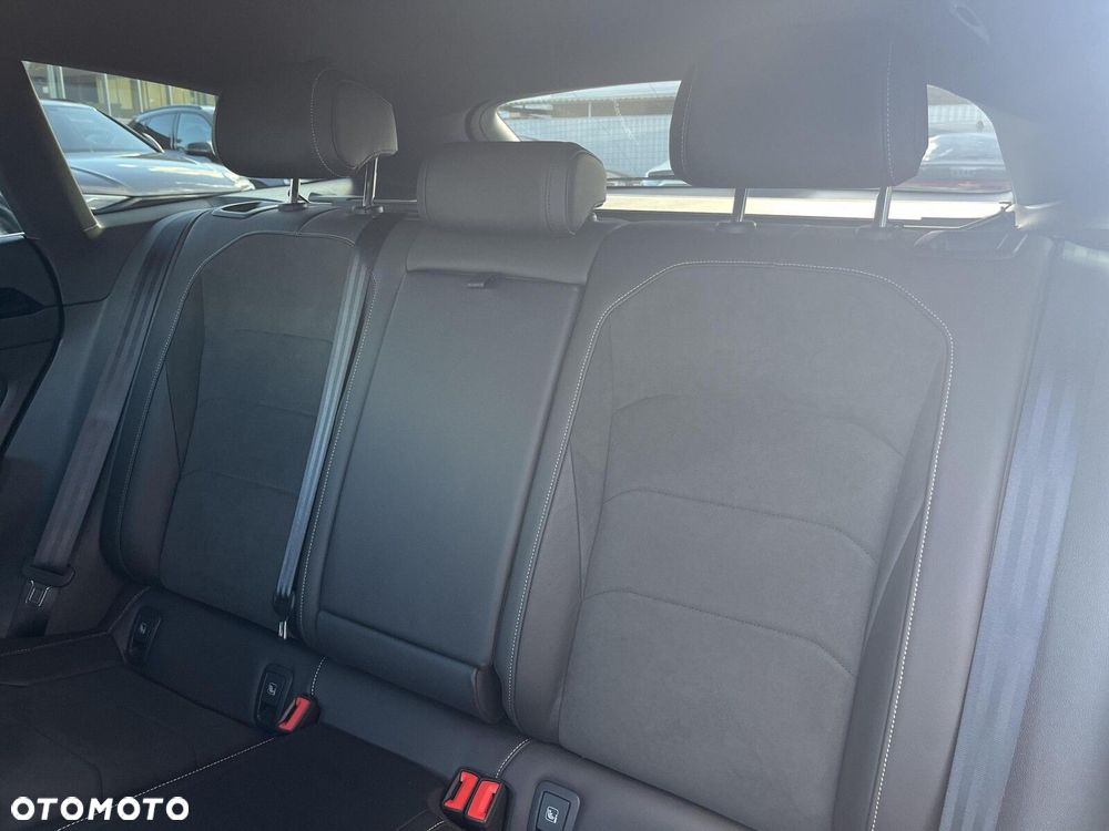 Volkswagen Arteon 2.0 TSI R-Line DSG - 30