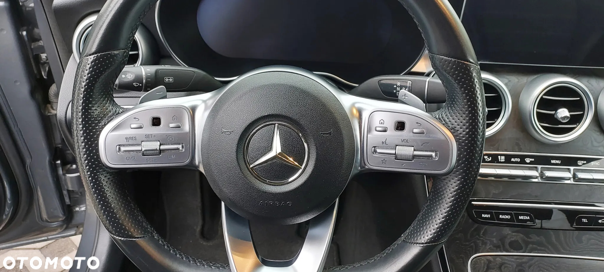 Mercedes-Benz Klasa C 220 d 9G-TRONIC - 28