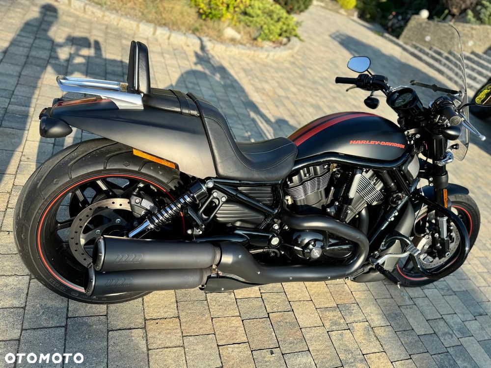 Harley-Davidson V-Rod Night Rod - 2