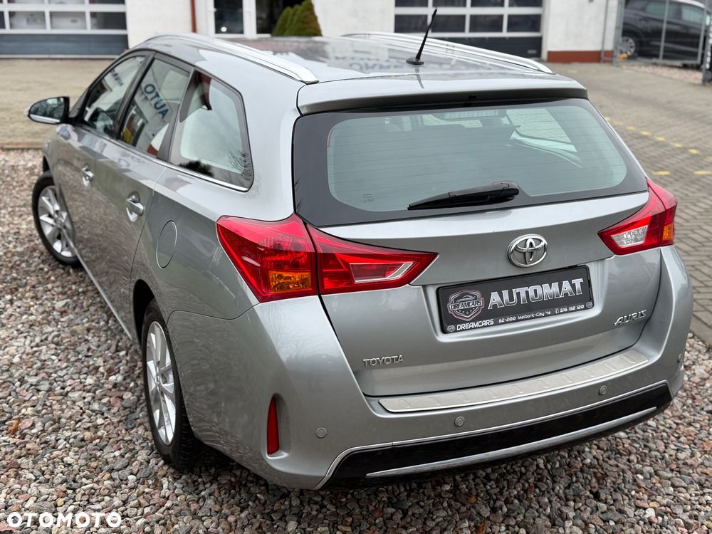 Toyota Auris - 10