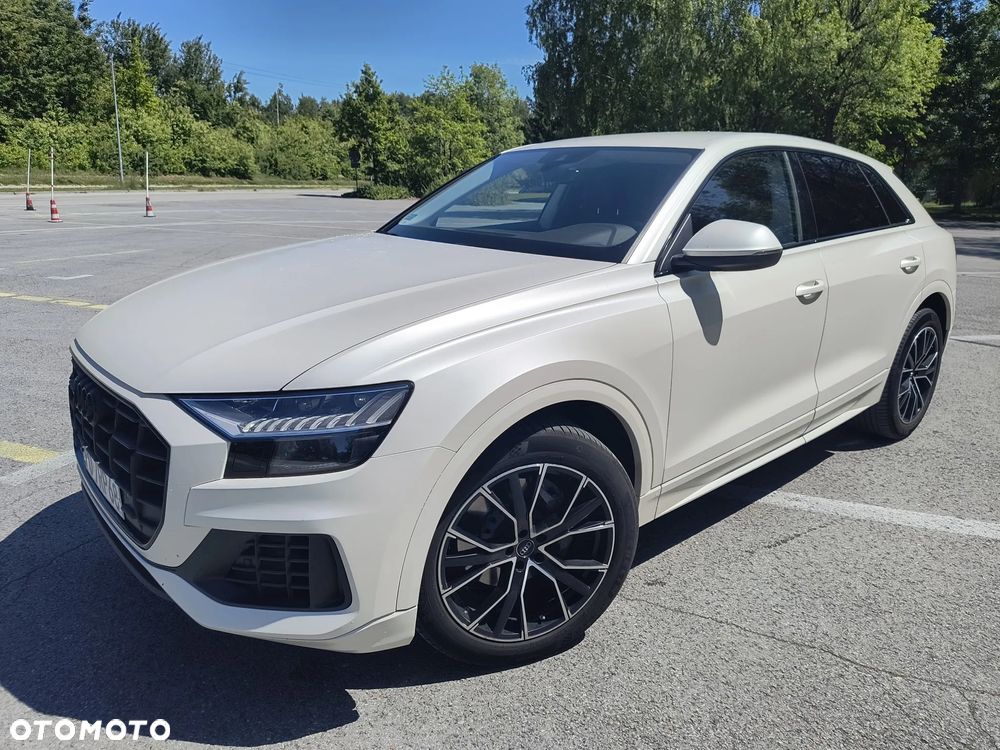 Audi Q8 - 11