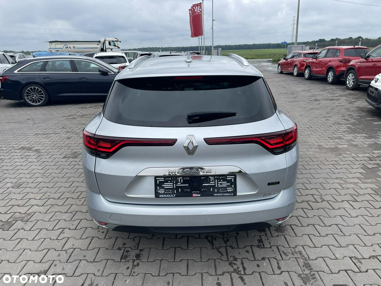 Renault Megane 1.6 E-TECH Plug-In Techno - 2