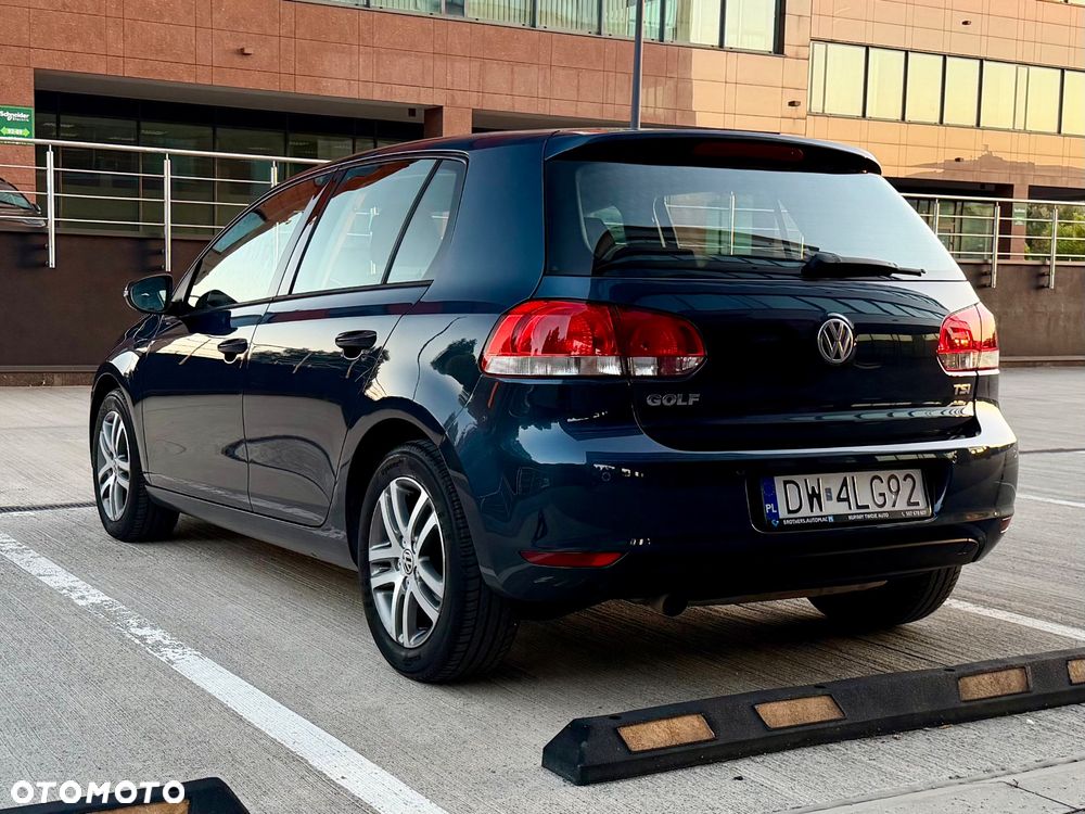 Volkswagen Golf - 4