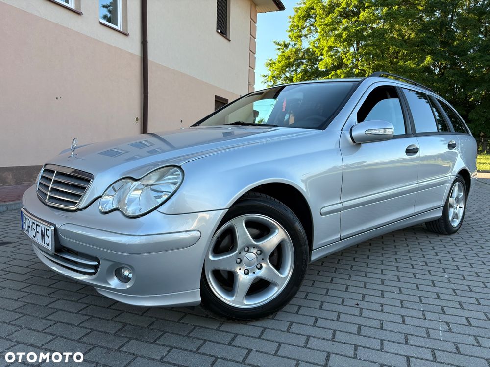 Mercedes-Benz Klasa C 200 CDI Elegance - 4