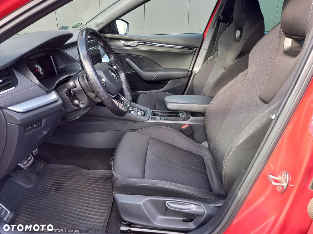 Skoda Octavia 2.0 TDI 4x4 Sportline DSG - 11