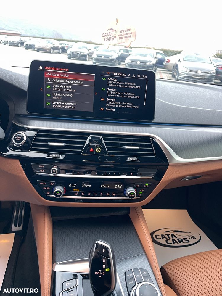 BMW Seria 5 530e Aut. M Sport Edition - 36