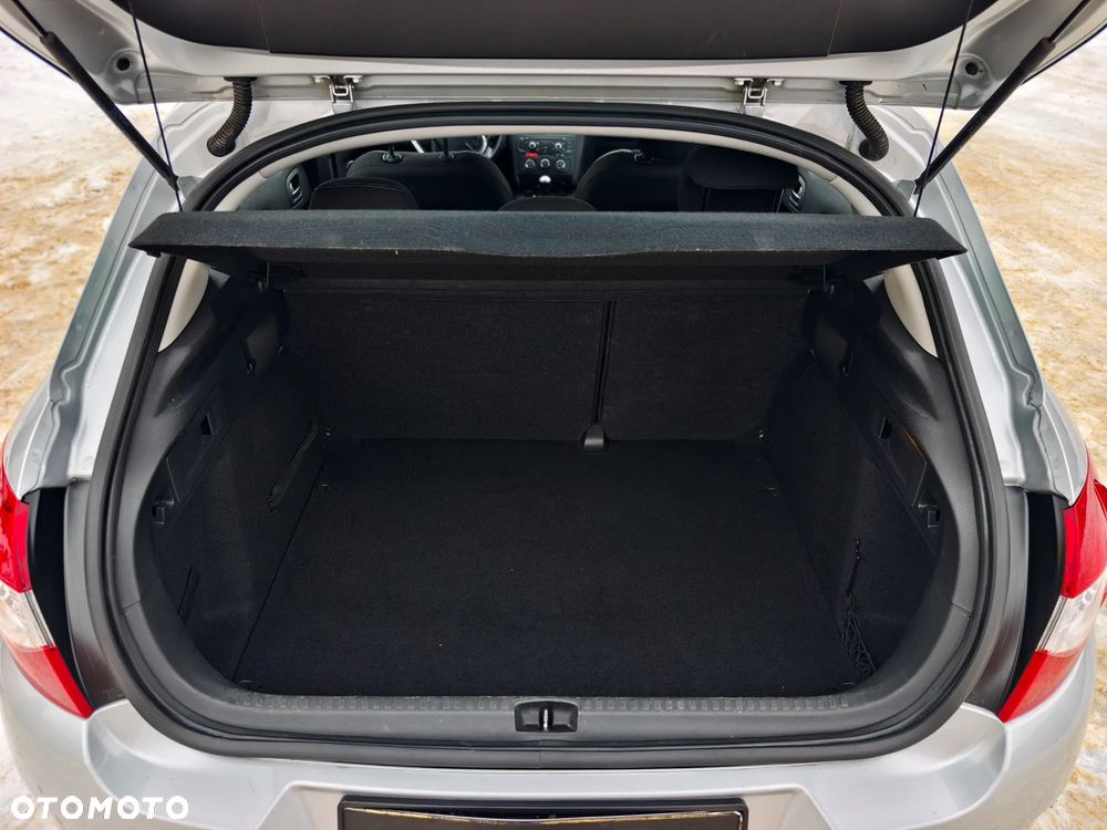 Citroën C4 VTi 120 Style - 22