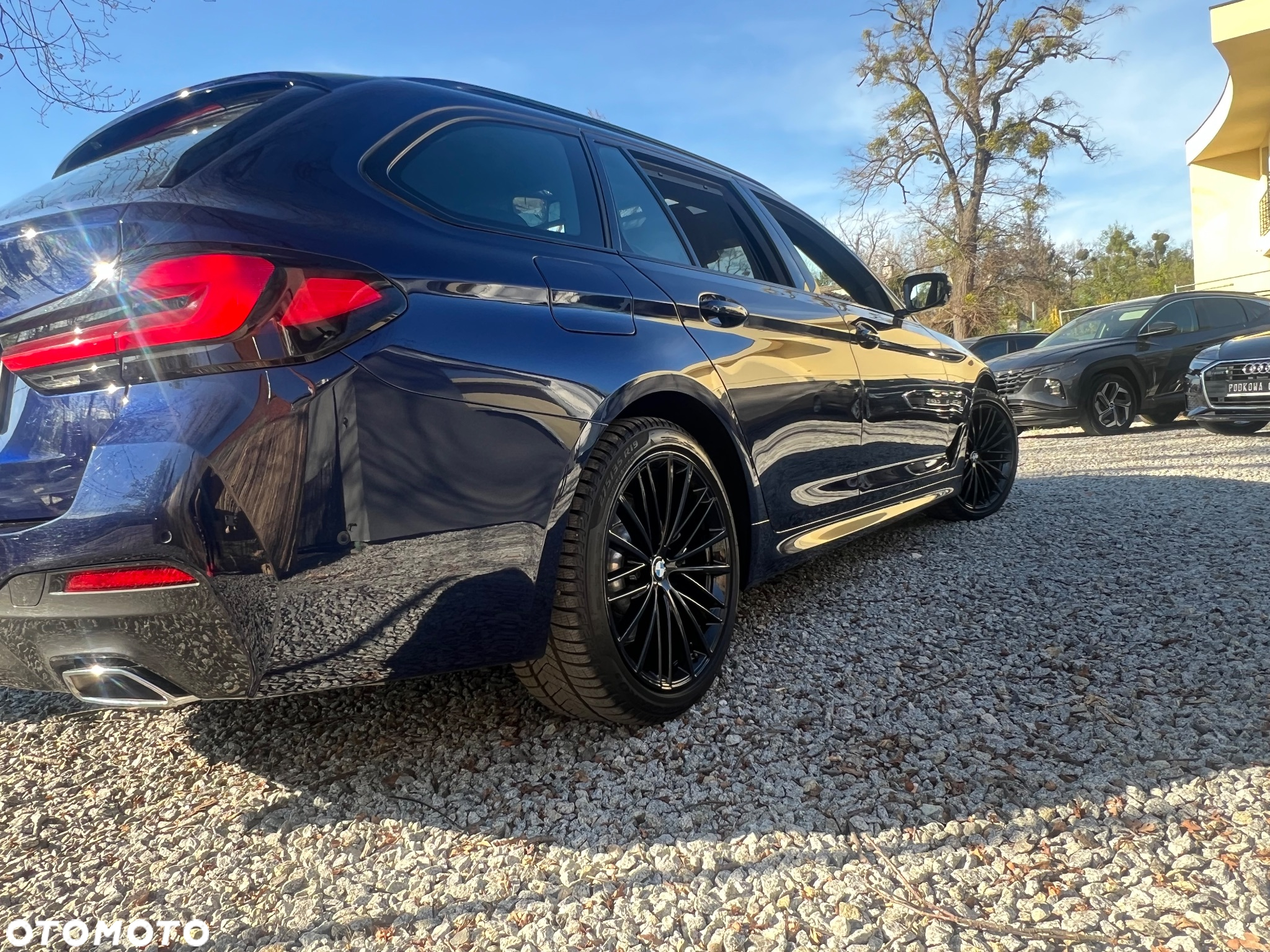 BMW Seria 5 520d xDrive Touring M Sport Edition - 6