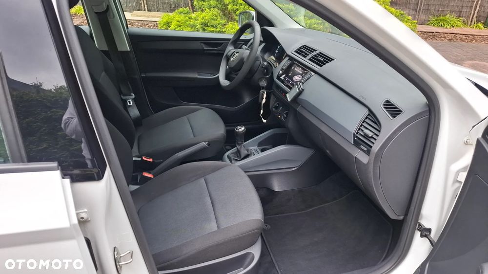 Skoda Fabia 1.0 MPI Ambition - 14