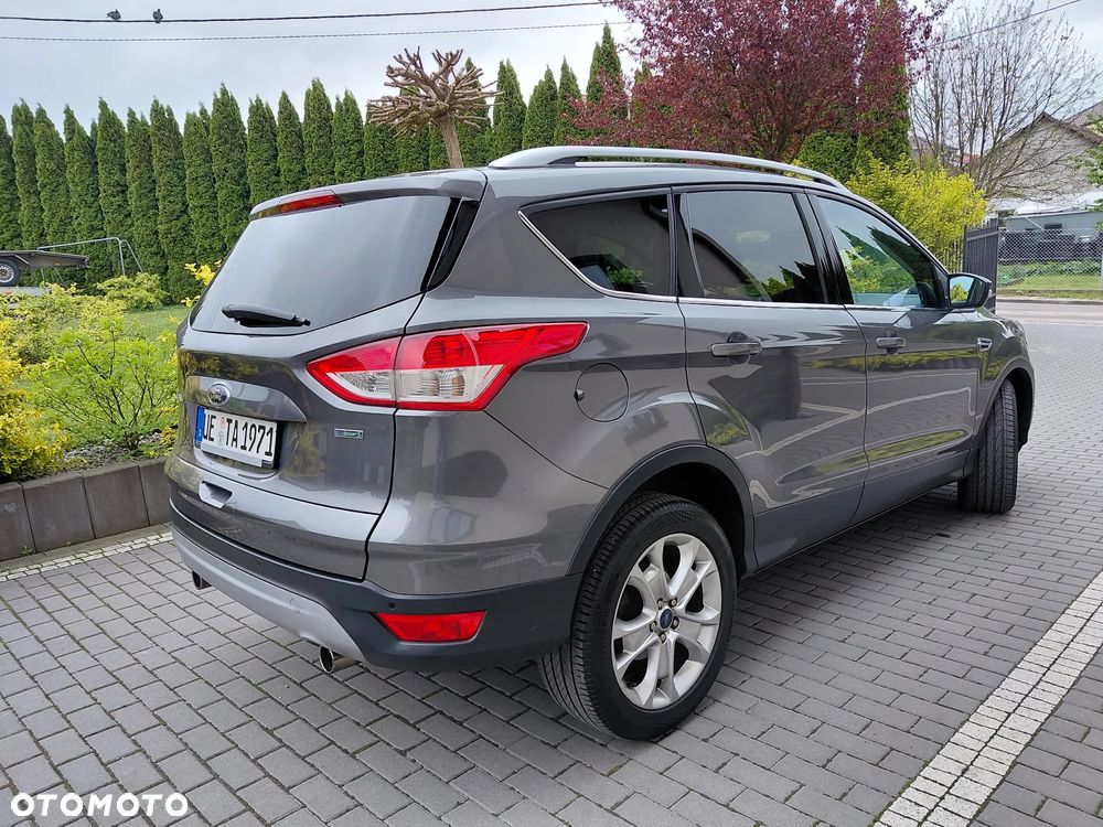 Ford Kuga 1.6 EcoBoost 2x4 Titanium - 18