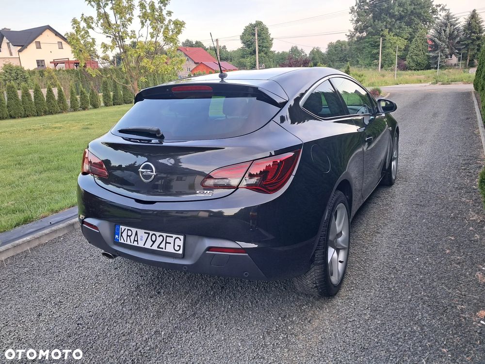 Opel Astra 1.6 Turbo Edition - 6