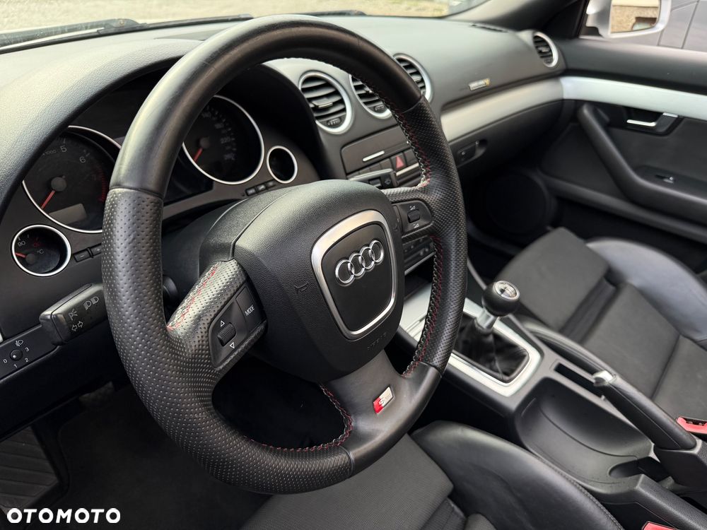 Audi A4 Cabrio 1.8 T - 12