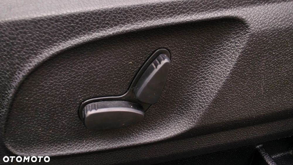 Ford Kuga 2.0 TDCi Titanium - 35