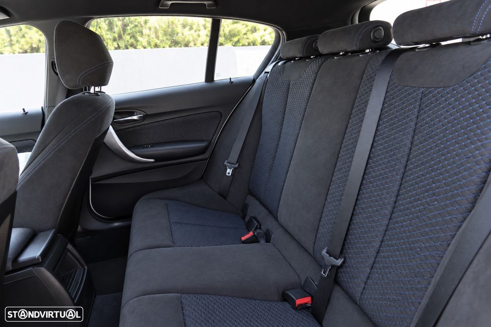 BMW 118 dA Pack M - 9