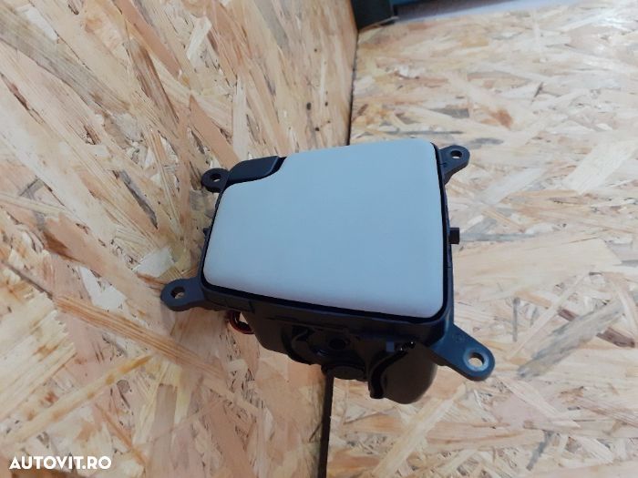 Scrumiera Bmw Seria 6 F06 F12 F13 Lci 2015-2018 Impecabila - 2