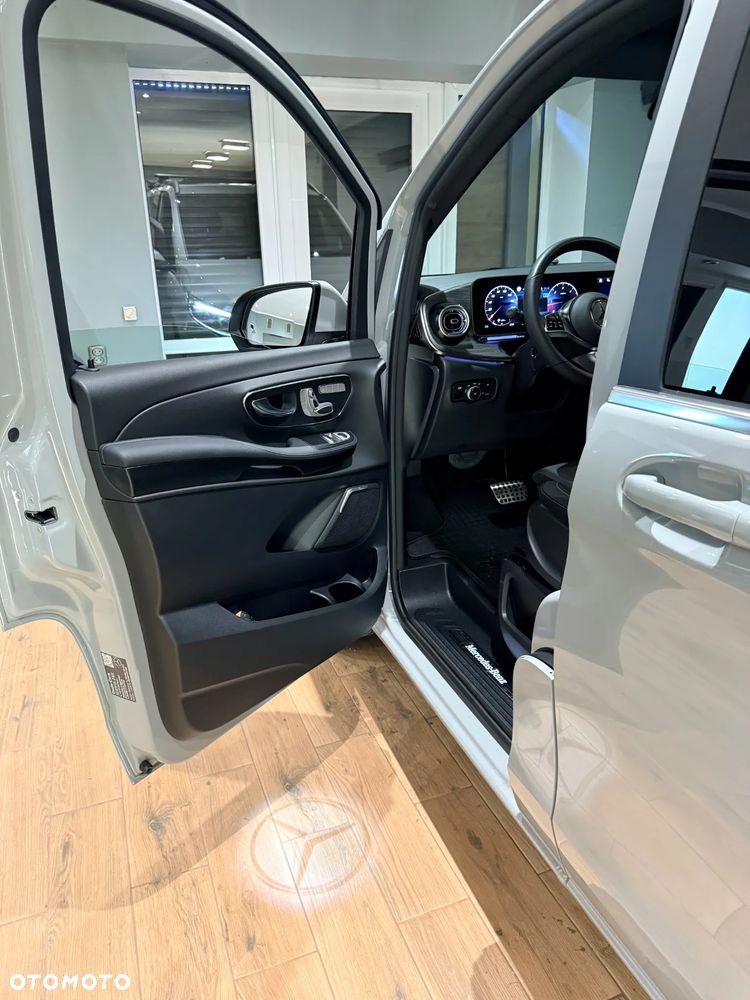 Mercedes-Benz Klasa V 300 d 4-Matic 9G-Tronic Exclusive (d³ugi) - 22