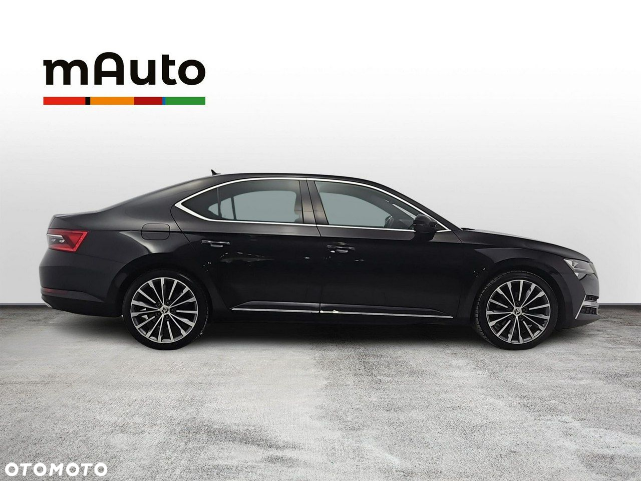 Skoda Superb 2.0 TDI SCR L&K DSG - 6