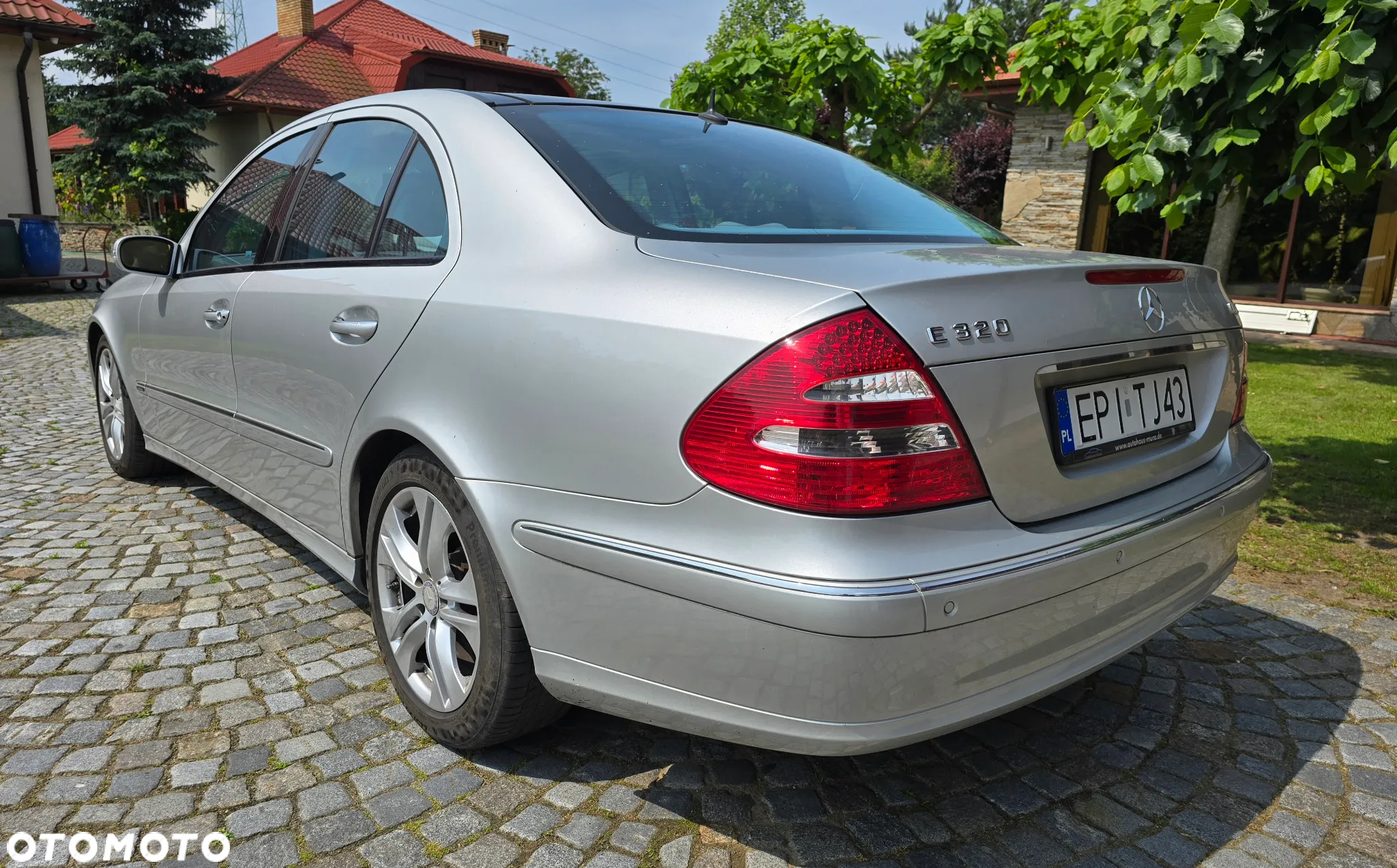 Mercedes-Benz Klasa E 320 CDI T Avantgarde - 4