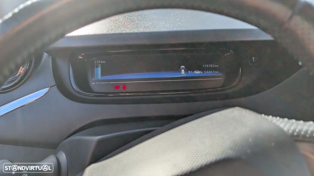 Renault Zoe - 12