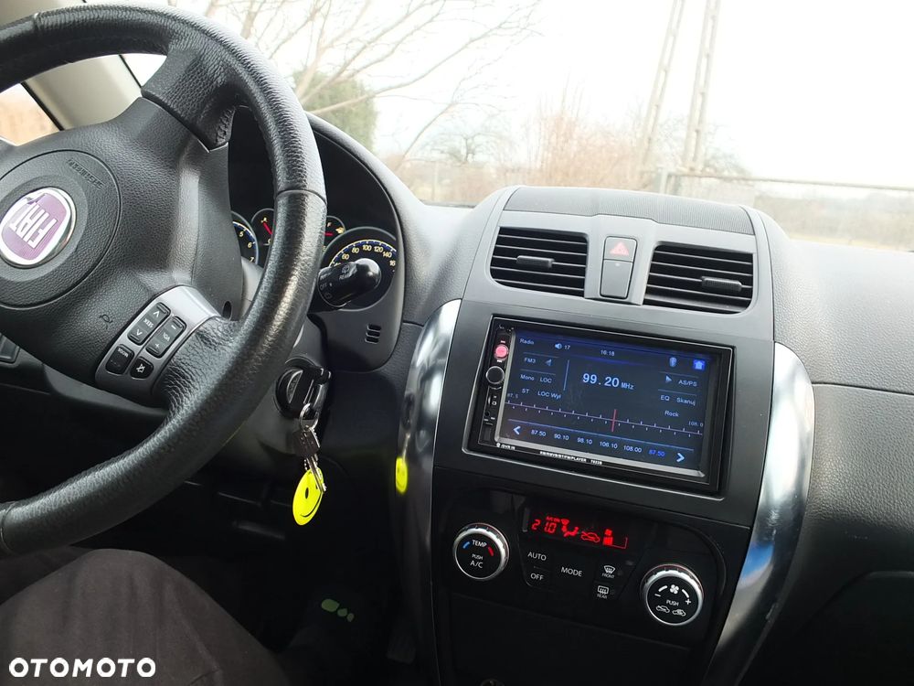 Fiat Sedici 1.6 16V 4x4 Dynamic - 8