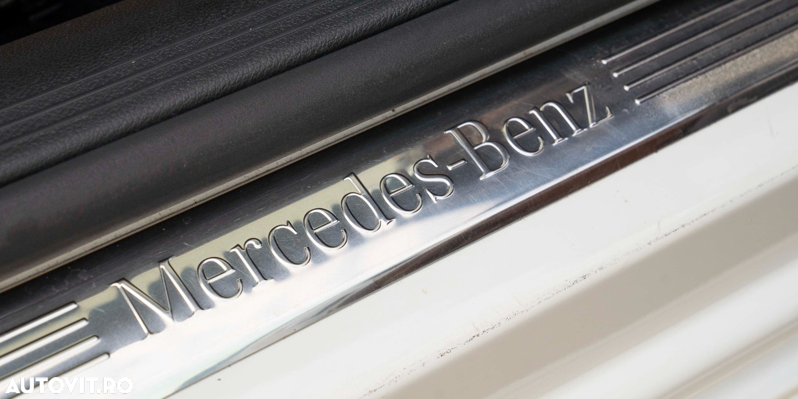 Mercedes-Benz E 400 4Matic Coupe 9G-TRONIC Avantgarde - 25
