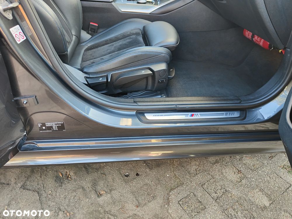 BMW Seria 3 330e M Sport - 20