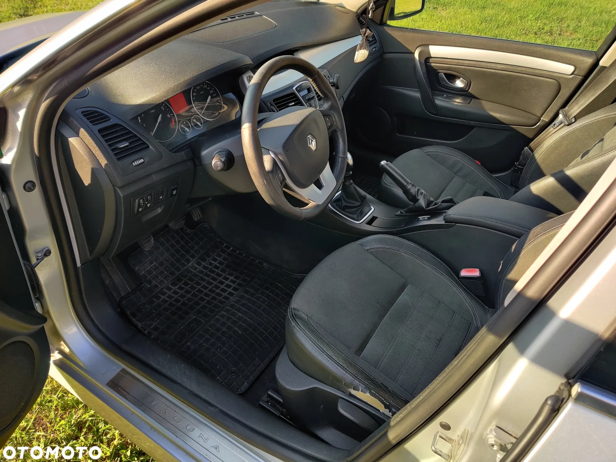 Renault Laguna - 6