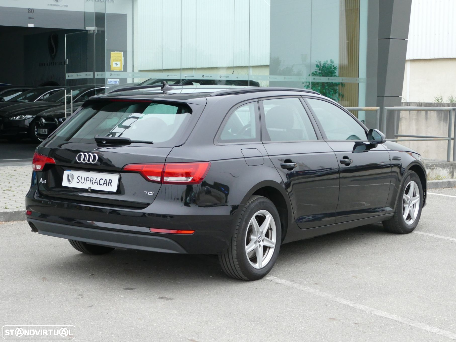 Audi A4 Avant 2.0 TDI Advance - 3