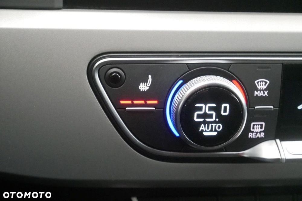 Audi A4 Limousine - 21