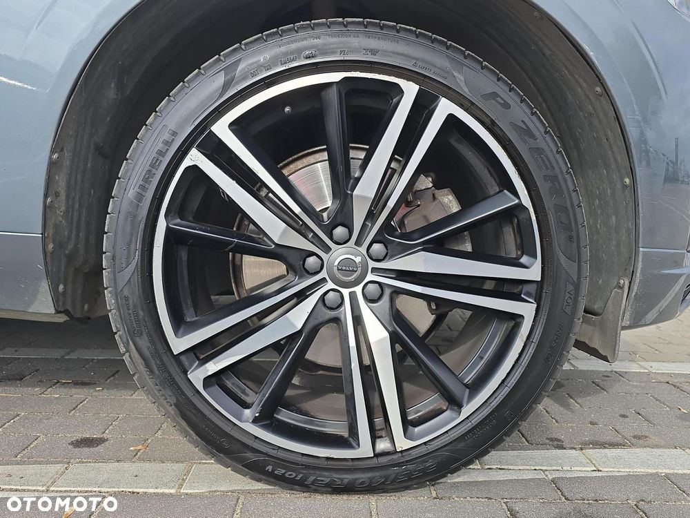 Volvo XC 60 D4 AWD R-Design - 9