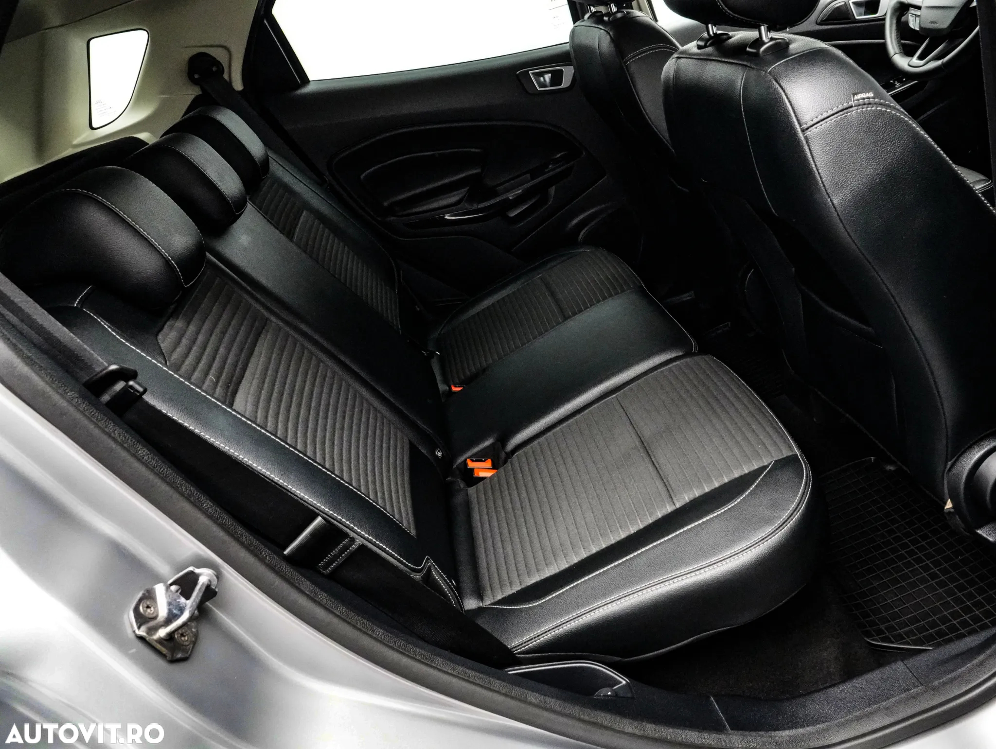 Ford EcoSport 1.5 EcoBlue Titanium - 14