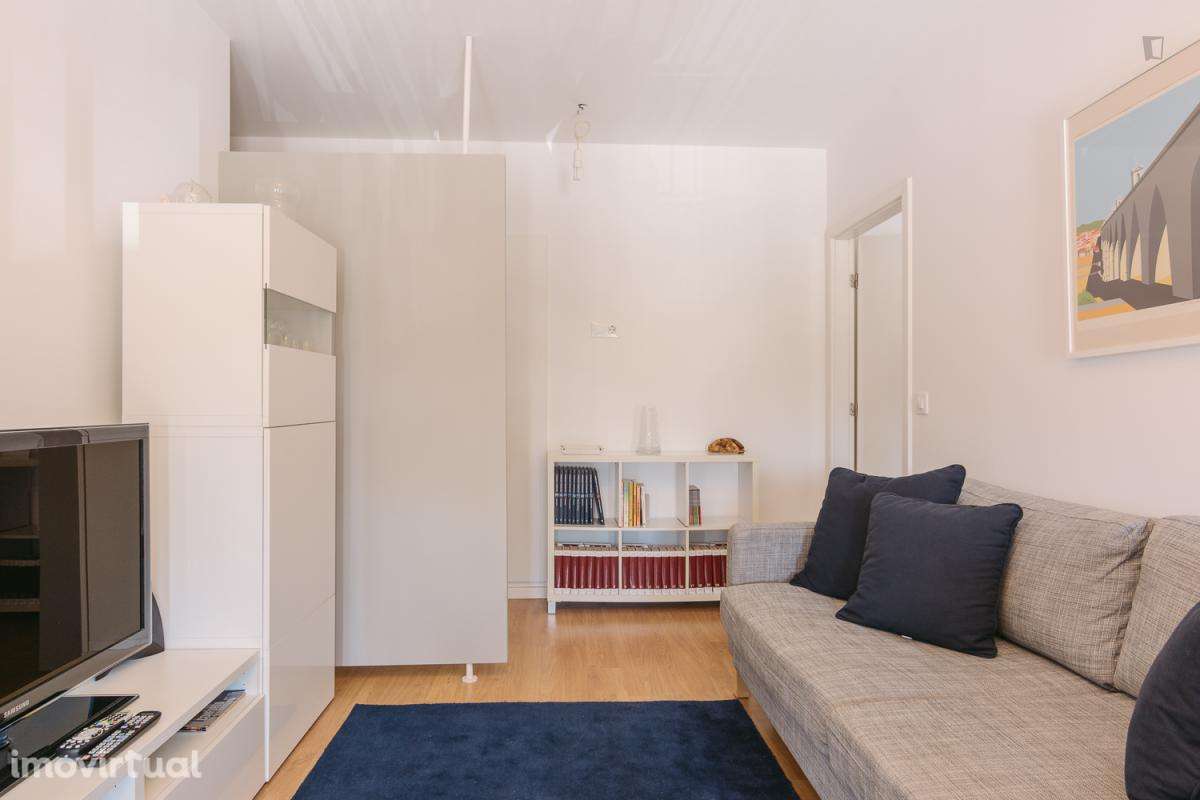 Apartamento com 1 quartos - localizado em Entrecampos Lisbon - Grande imagem: 3/21