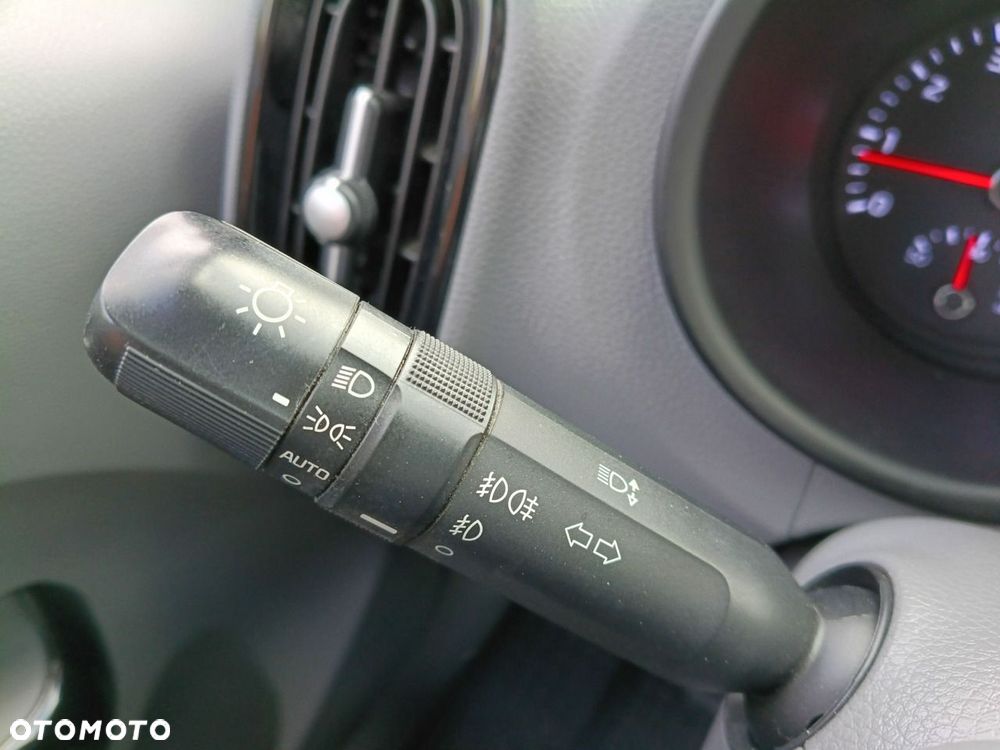 Kia Picanto 1.2 L - 24