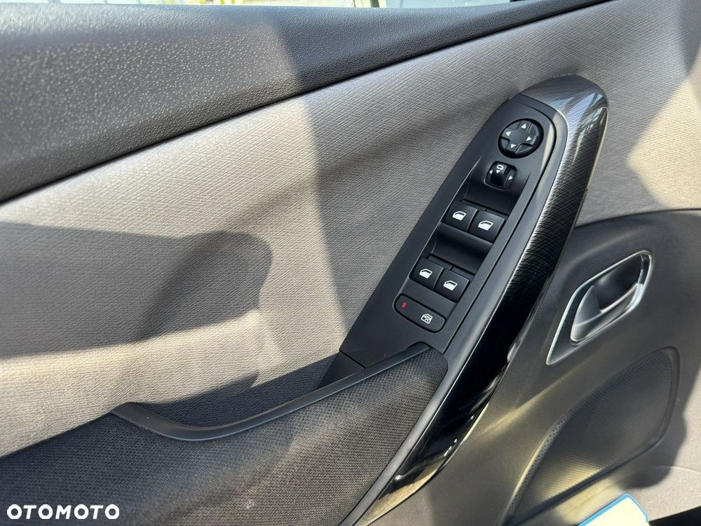 Citroën C4 Picasso - 23