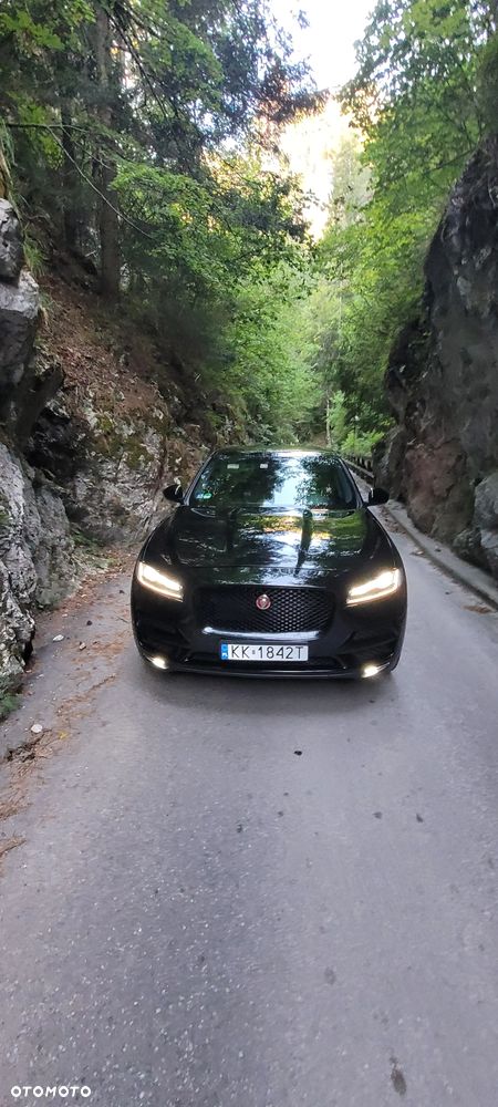 Jaguar F-Pace 2.0 i4D AWD Prestige - 14