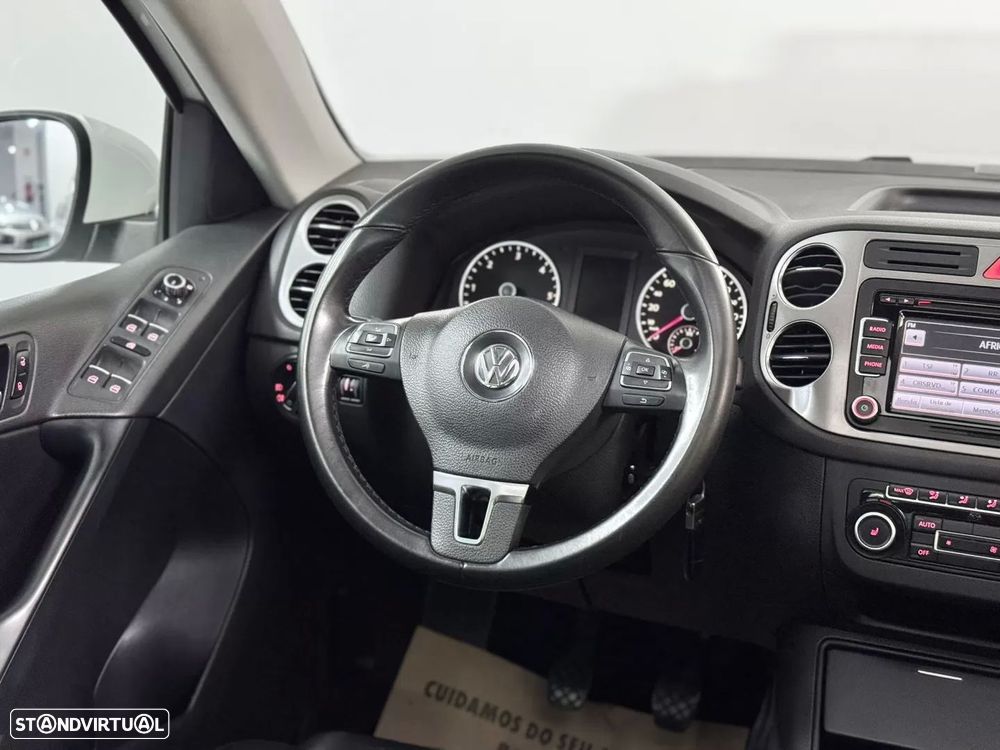 VW Tiguan 2.0 TDi Sport BlueMotion - 30