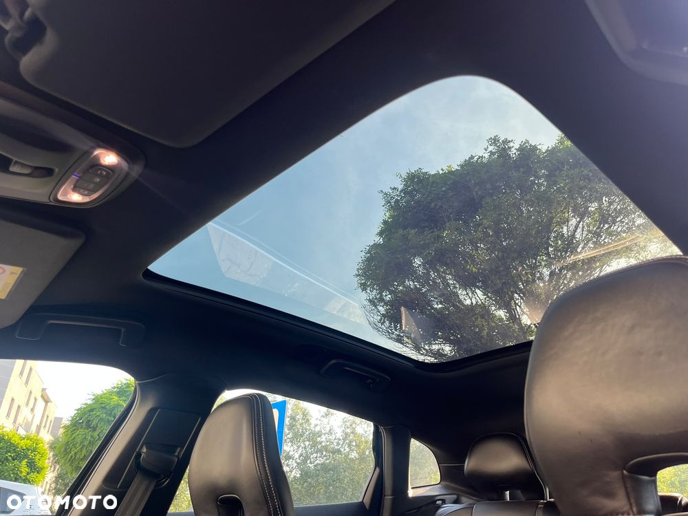 Volvo V40 D4 Drive-E R-Design Momentum - 7