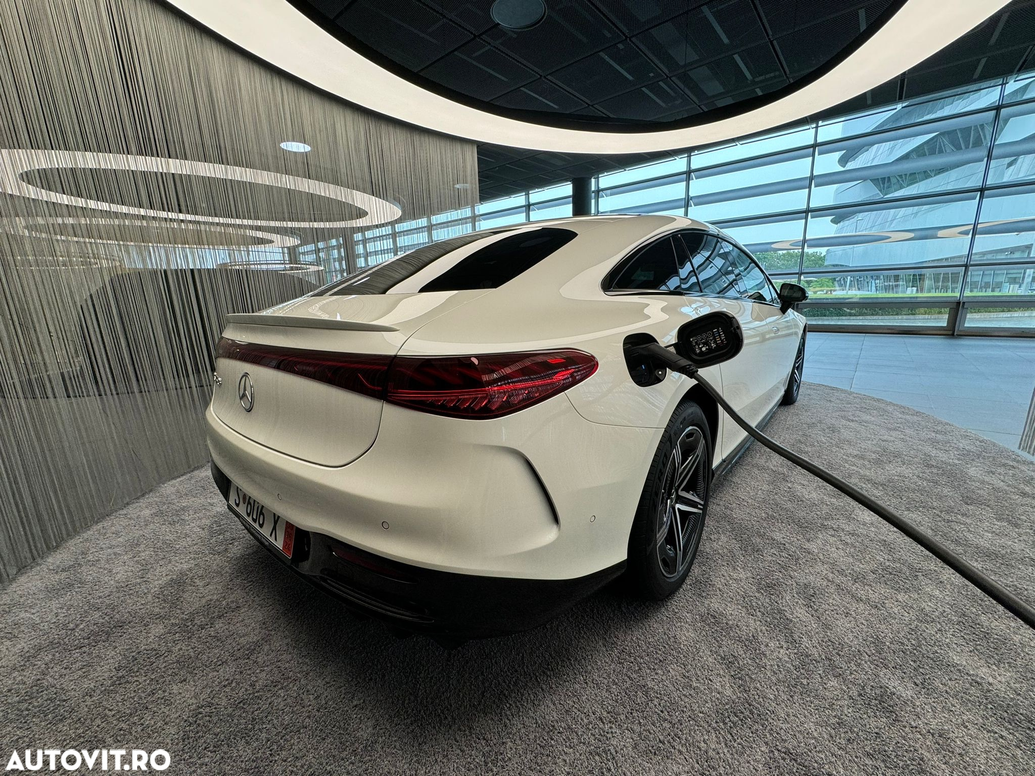 Mercedes-Benz EQS 450+ AMG Line - 3