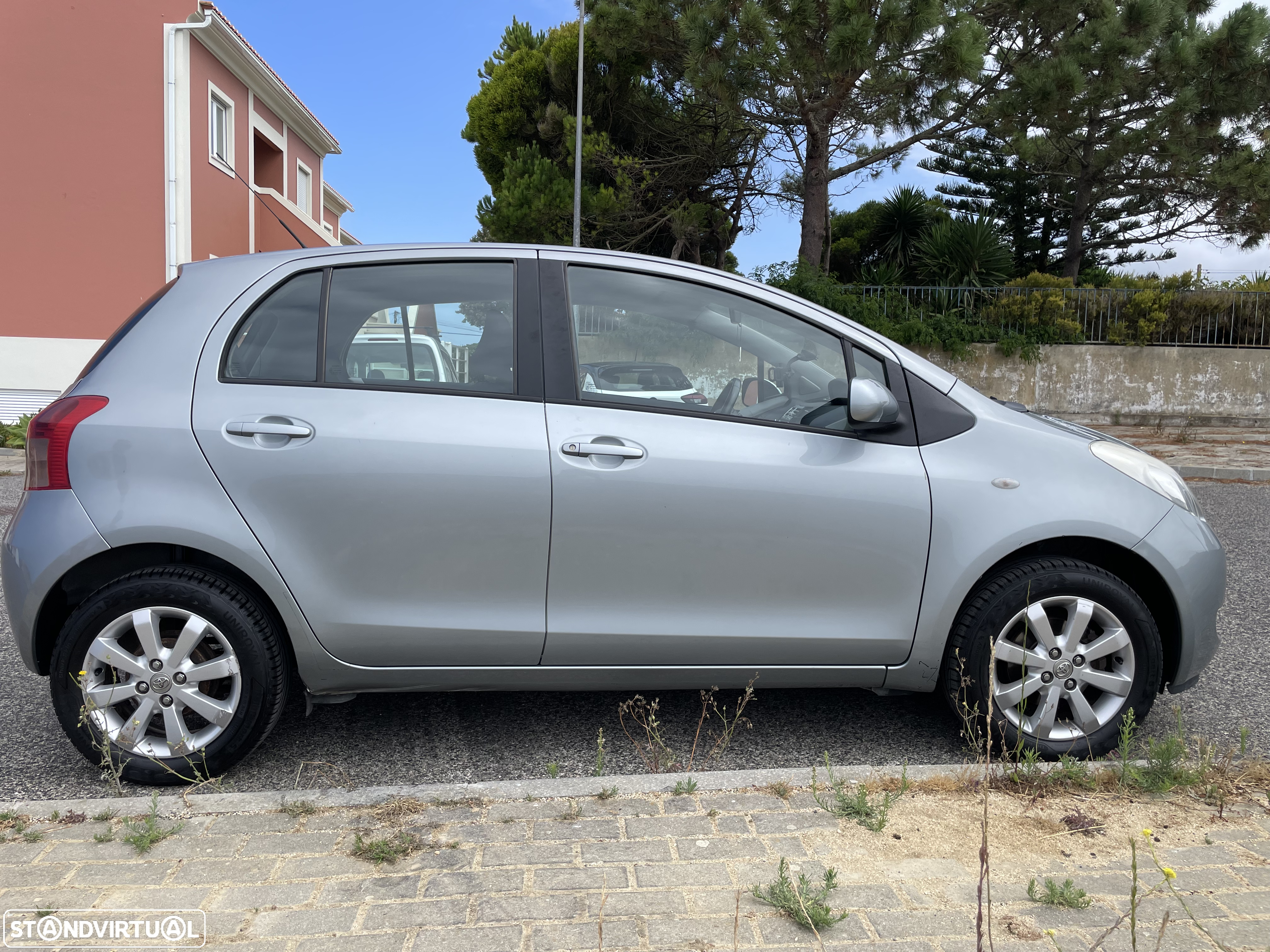 Toyota Yaris 1.0 VVT-i Comfort - 3