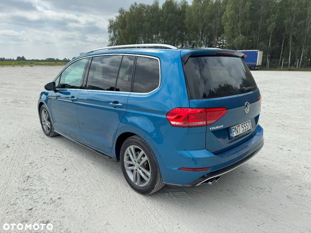 Volkswagen Touran - 9