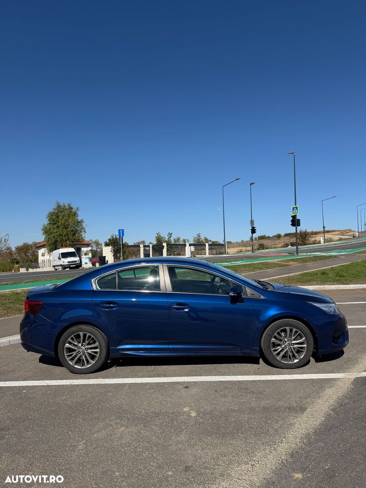Toyota Avensis - 3