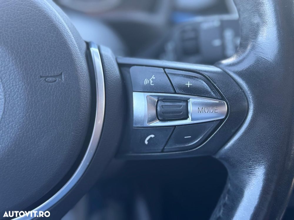 BMW X1 sDrive18d AT - 38