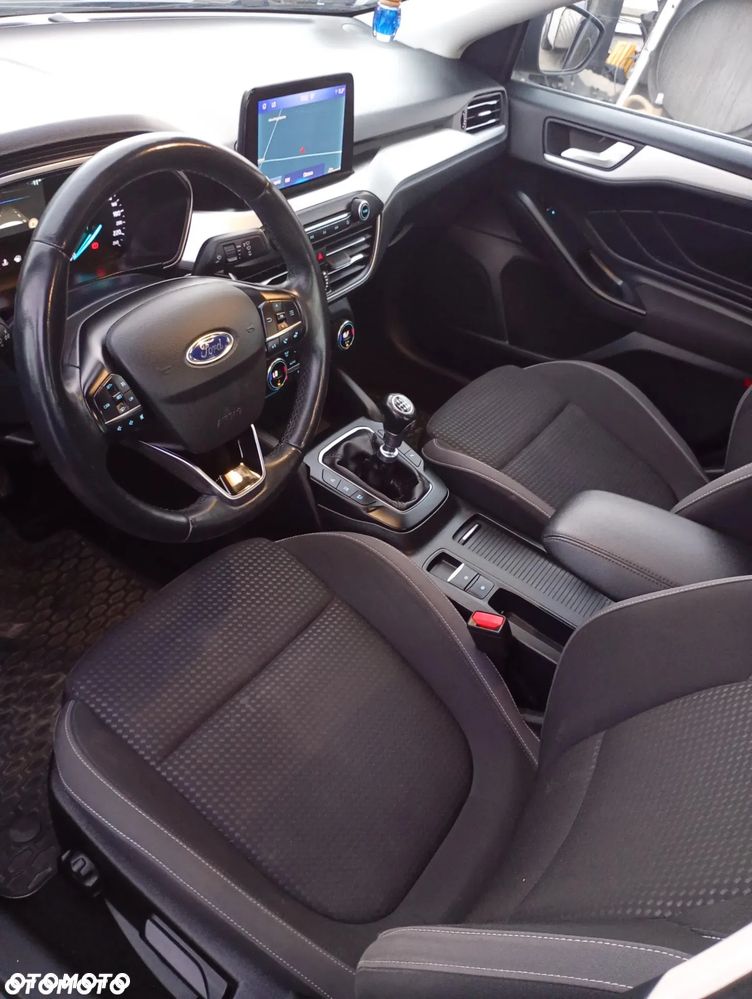 Ford Focus - 17