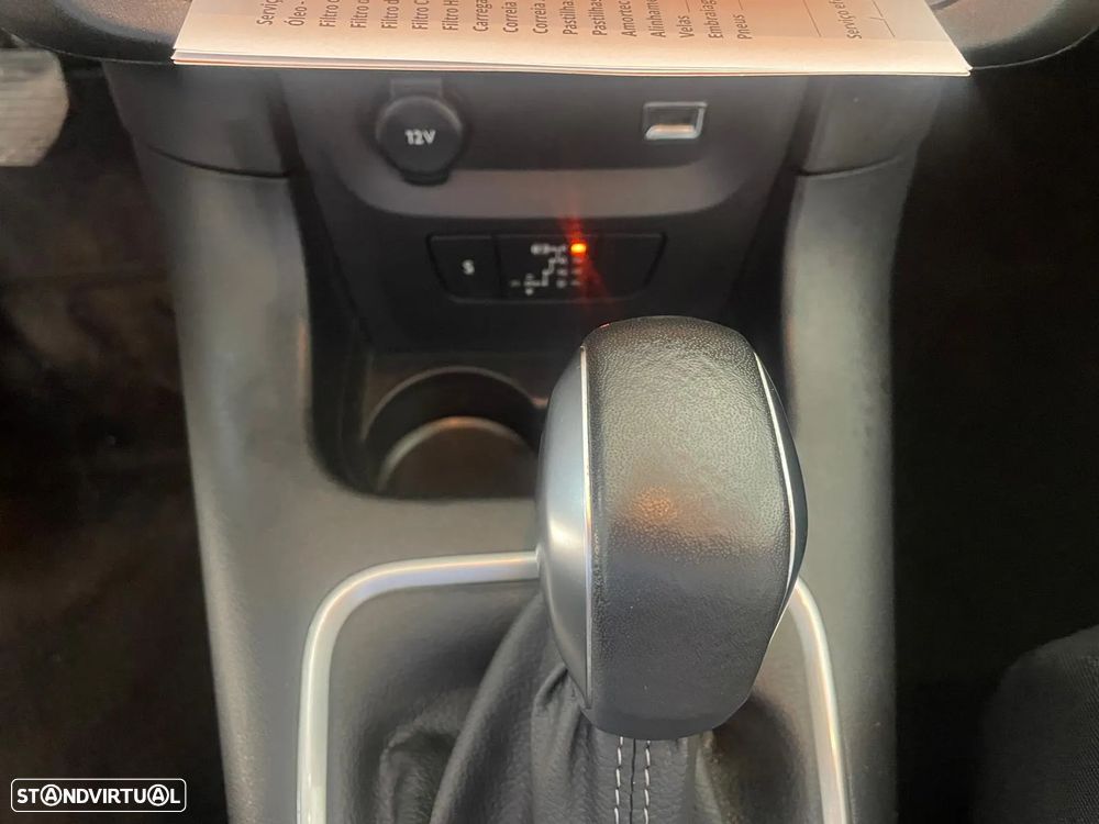 Citroën C3 1.2 PureTech Shine Pack EAT6 - 18