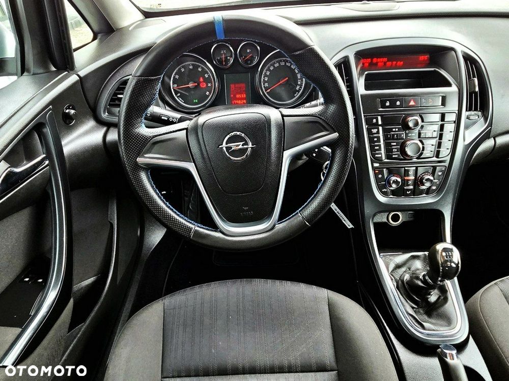 Opel Astra 1.6 Energy EU6 - 12
