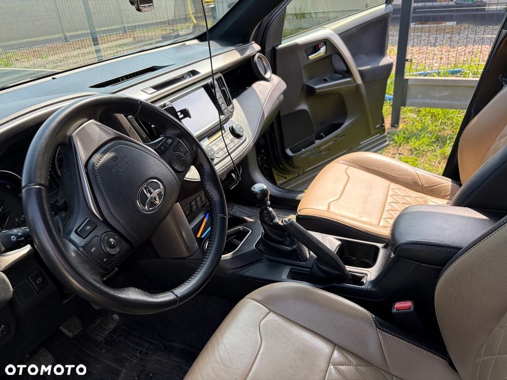 Toyota RAV4 2.0 D-4D Prestige 4x2 - 9