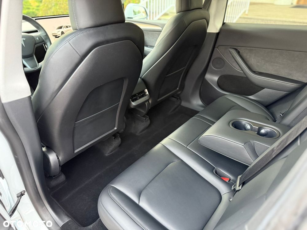 Tesla Y Standard - 6